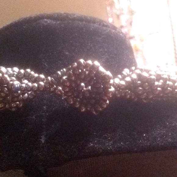 Necklace - Picture 3 of 5